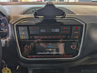 Volkswagen e-up 61kW, bat. 36.8kWh, KAMERA - 13