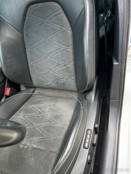 SEAT Leon, 2.0 TDI DSG, r. 2022, kombi – 345.000 Kč - 13