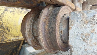 BULDOZER NEW HOLLAND D 180, ROK 06-5900 MTH - 13