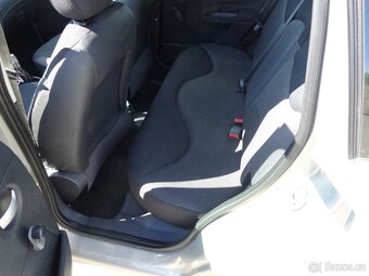 Citroen C3 1.4i r.v.2007 (54 kw) Koupeno v ČR - 13