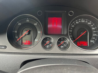 VOLKSWAGEN PASSAT  2,0 TDi  103 Kw  - 13