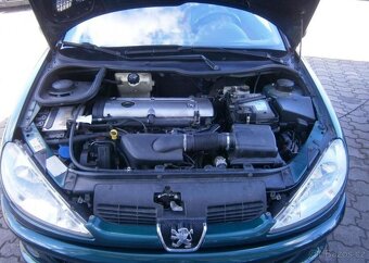 Peugeot 206 CC 2.0i 100kw,Roland Garros benzín manuál 100 kw - 13