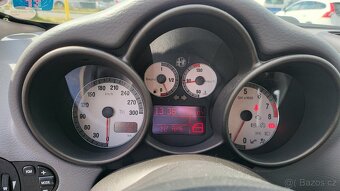 ALFA ROMEO GT 2004 3.2 V6 177kW BUSSO,MANUÁL,TEMPOMAT - 13