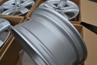 VW Passat B8,Škoda Superb III -NOVÉ orig. Alu 17 - 6,5x17 ET - 13