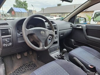 Opel Astra - 13