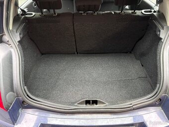 RENAULT MEGANE 1.4 - 13
