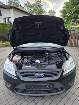 Ford Focus kombi 1.6 16V 74kw ser.kniha 3/20111 - 13