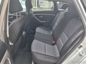 Hyundai I30 1.6 CRDi 81KW Nové v ČR, S.Kniha DPH, Trikolor - 13