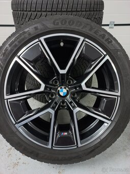 BMW 4 G26 i4 zimní sada M858  Goodyear 245/45 R18 TOP stav - 13