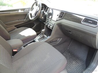 Golf Sportsvan HL 1,5 TSI EVO 7 DSG. Rok výroby 2020. STK do - 13