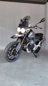 Moto Guzzi V85 - Strada - 13