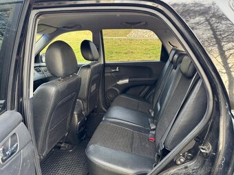 Kia Sportage 2.0i, 4x4, 104 kW, CZ, tažné - 13