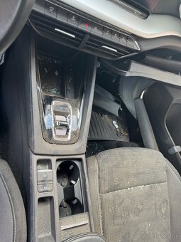 Prodám veškeré náhradní díly na Škoda Octavia 4/IV - 13