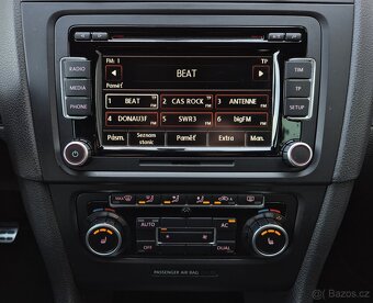 VW GOLF VI 2.0 GTi 155KW MANUÁL BI XENON VÝHŘEV - 13