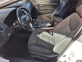 Hyundai i40 kombi 1,7 CRDi - 13