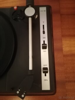 Retro rádiogramofon Tesla Moderato 1037 A - 13