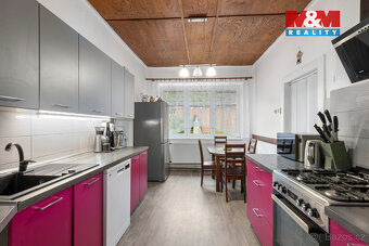 Prodej komerčního prostor v Žlebských Chvalovicích - 13