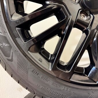 JEEP COMPASS II 5x110 R19 ET40+LETNÍ 235/45R19 5mm - 13