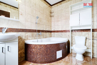 Prodej rodinného domu, 128 m², Kařez - 13