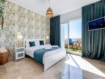 Luxusní 3kk duplex v srdci Puerto Santiago, jen pár minut od - 13