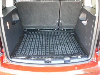 VW CADDY 1.4 TSI 96KW CLIMATRONIC FRONT ASISTENT OPCPAR 2019 - 13