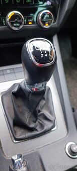 Prodám Škoda Octavia III combi 10/2019  FL - 13