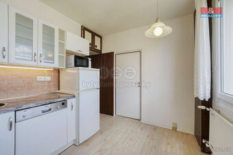 Pronájem bytu 4+1, 80 m², Plzeň, ul. Sokolovská - 13