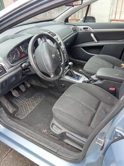 Peugeot 407sw combi 16hdi 2007 - 13