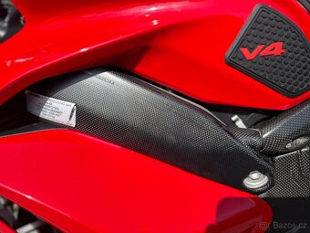 Ducati Panigale V4S (MY2018) "Carbonara" - 13