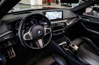 BMW 530 - 13