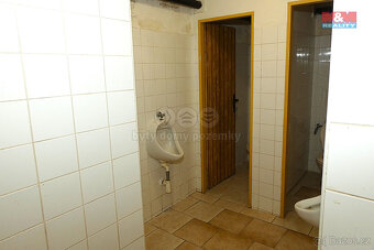 Pronájem obchod a služby, 394 m², Kolín, ul. Husovo náměstí - 13