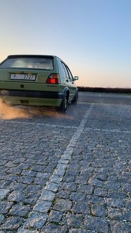Dva Golfy na prodej – pojízdné projekty se slevou - 13