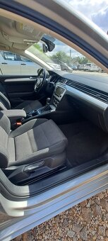Volkswagen Passat 2.0 TDI 110kW BLUEMOTION - 13