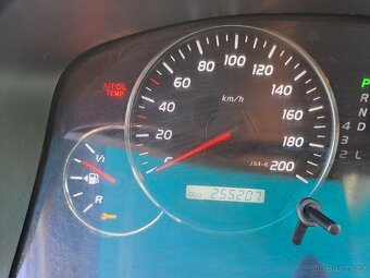 Toyota land Cruise 120 - 13