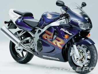 Honda CBR 900 RR - 13
