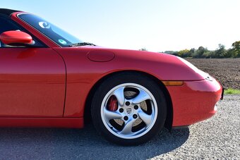 PORSCHE BOXSTER 986 3,2 S - SERVISKA,PŮVODNÍ STAV,1.MAJ - 13