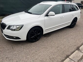 Škoda Superb 2 facelift 2014 125kW DSG Elegance - 13