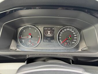 Volkswagen Multivan 2,0 TDI Highline 4MOTION DSG DPH - 13