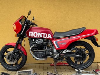 Honda CX 500 Eurosport ( A2) - 13