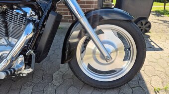 Honda vt 1100 shadow 19000km - 13
