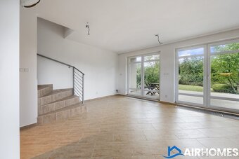 Bydlení  se zahradou na hranici Průhonického parku - 13