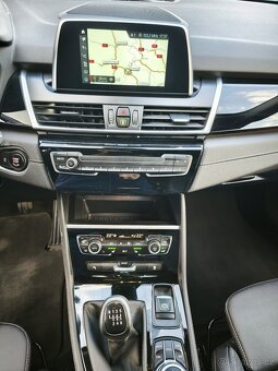 BMW řada 2 216i Gran Tourer,80kW,1.maj,DPH,garážováno - 13