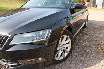 ŠKODA SUPERB 2.0 TDI DSG - 13