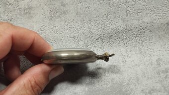 STŘÍBRNÉ kapesní hodinky DOXA, funkční, medaile - 13