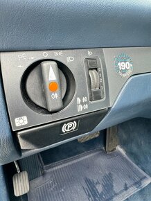 Mercedes-Benz 200, C124 200D Automat 53kW TOP - 13