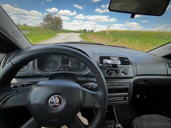 Škoda Fabia 1,6 TDi combi, r.v. 2013, 66kw, tažné zařízení - 13