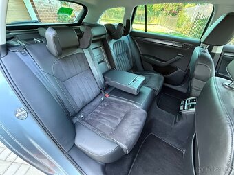 Škoda Superb 2.0 TDi 110KwDSG/Virtual/Alcantra/Tažný/Matrix/ - 13