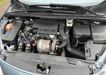 Peugeot 307 1,6 HDi Nová STK , 7 míst nafta - 13