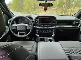 Ford F150  XLT 5.0 V8 4x4 Raptor paket r.v.2022 - 13