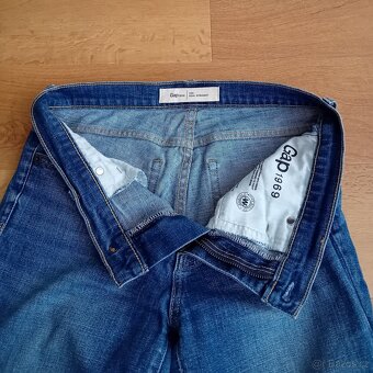 GAP dámské džíny Real Straight vel. M - 13